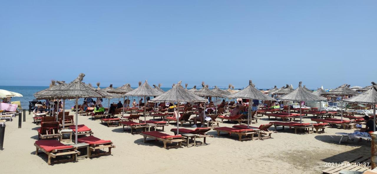 Luxury Beach Apartment In Qerret ゴーレム エクステリア 写真