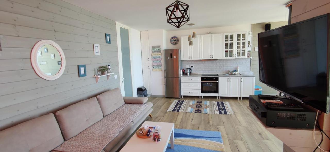 Luxury Beach Apartment In Qerret ゴーレム エクステリア 写真